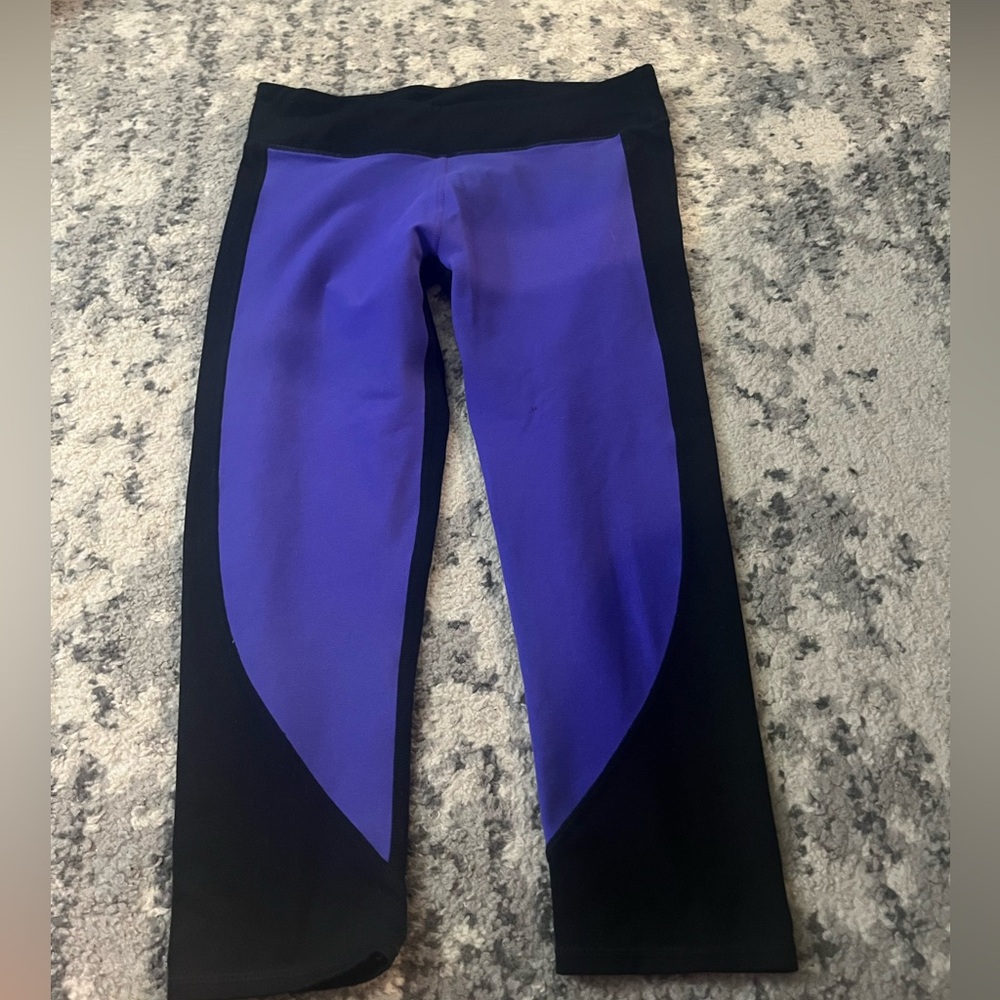 Women’s Black and Purple Leggings